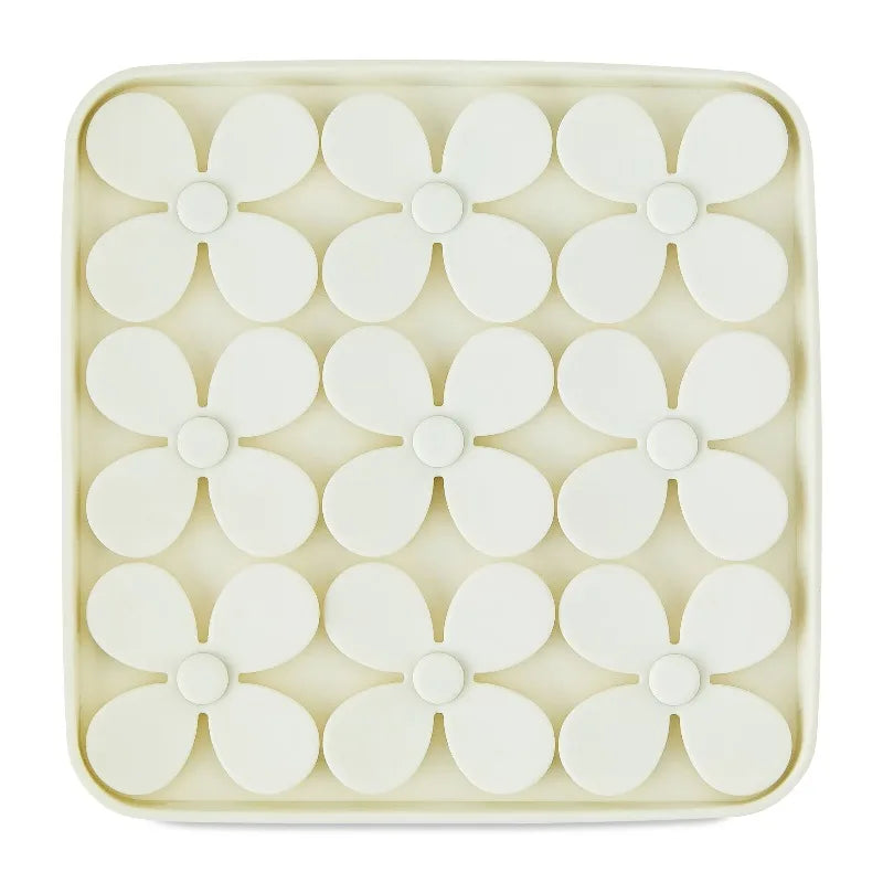 Silicone Shamrock Snuffle Mat For Dogs Provides Engaging Mental Stimulation