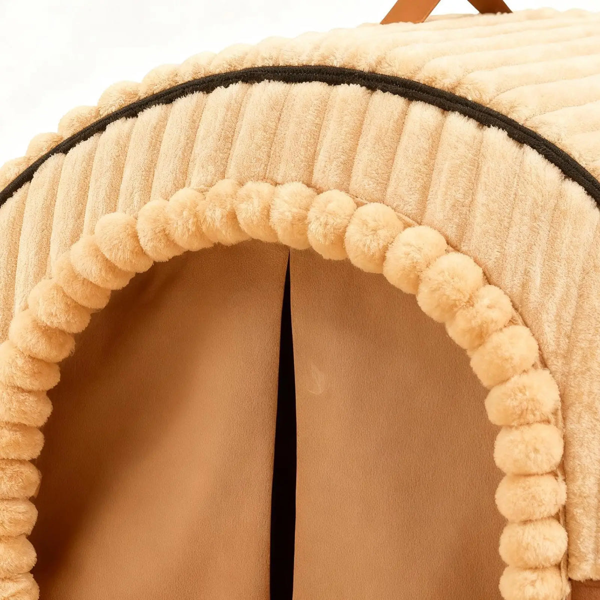 Comfortable Enclosed Cat Cave Bed With Removable Washable Nest