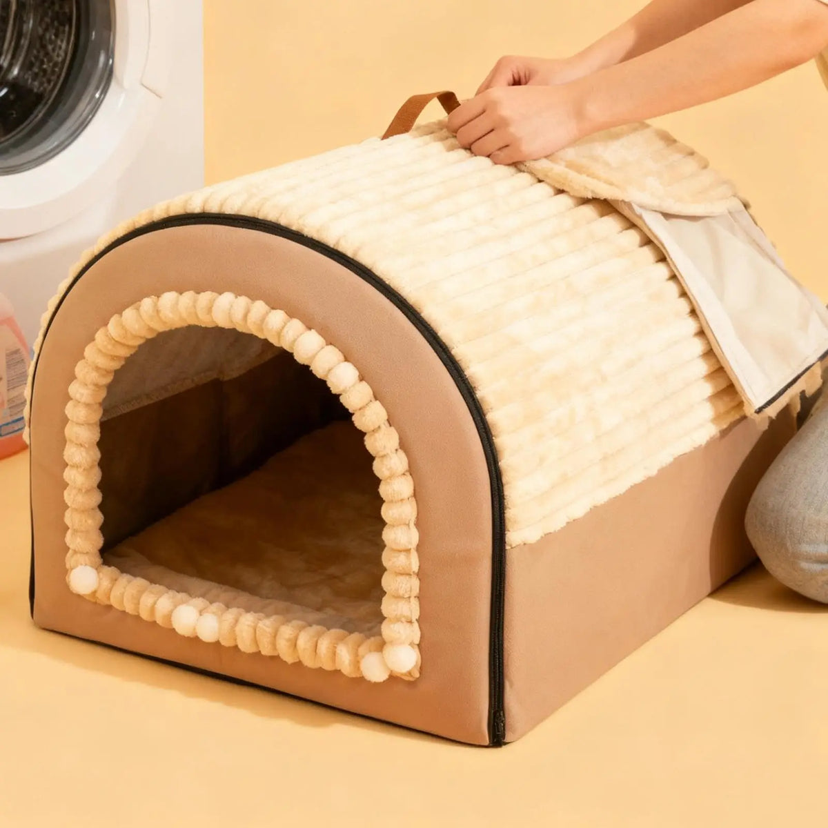 Comfortable Enclosed Cat Cave Bed With Removable Washable Nest